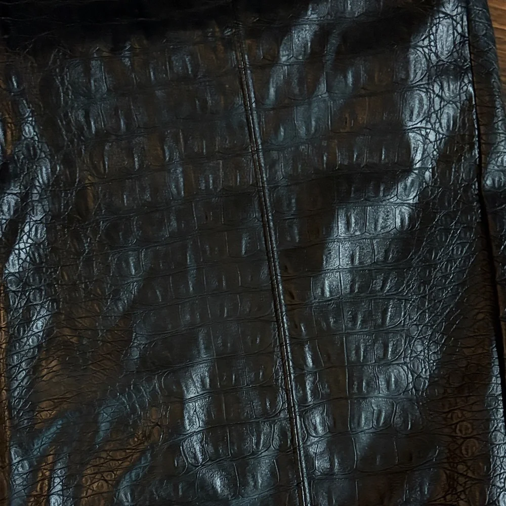 Marc New York Black Textured Pencil Skirt - Picture 2 of 8